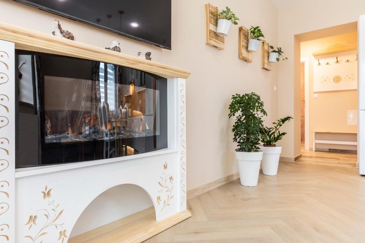Bunia W Zakopanem Z Jacuzzi Appartement Buitenkant foto