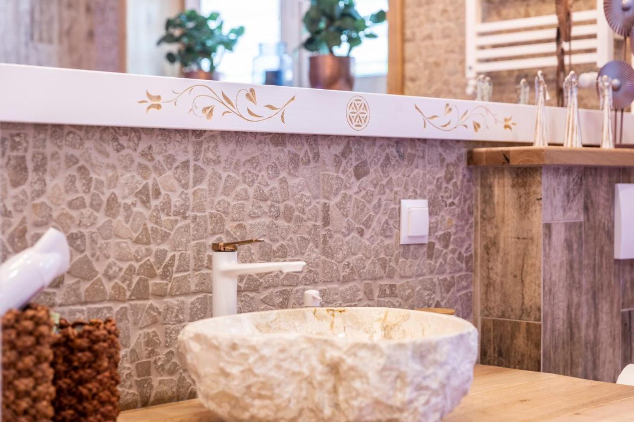 Bunia W Zakopanem Z Jacuzzi Appartement Buitenkant foto