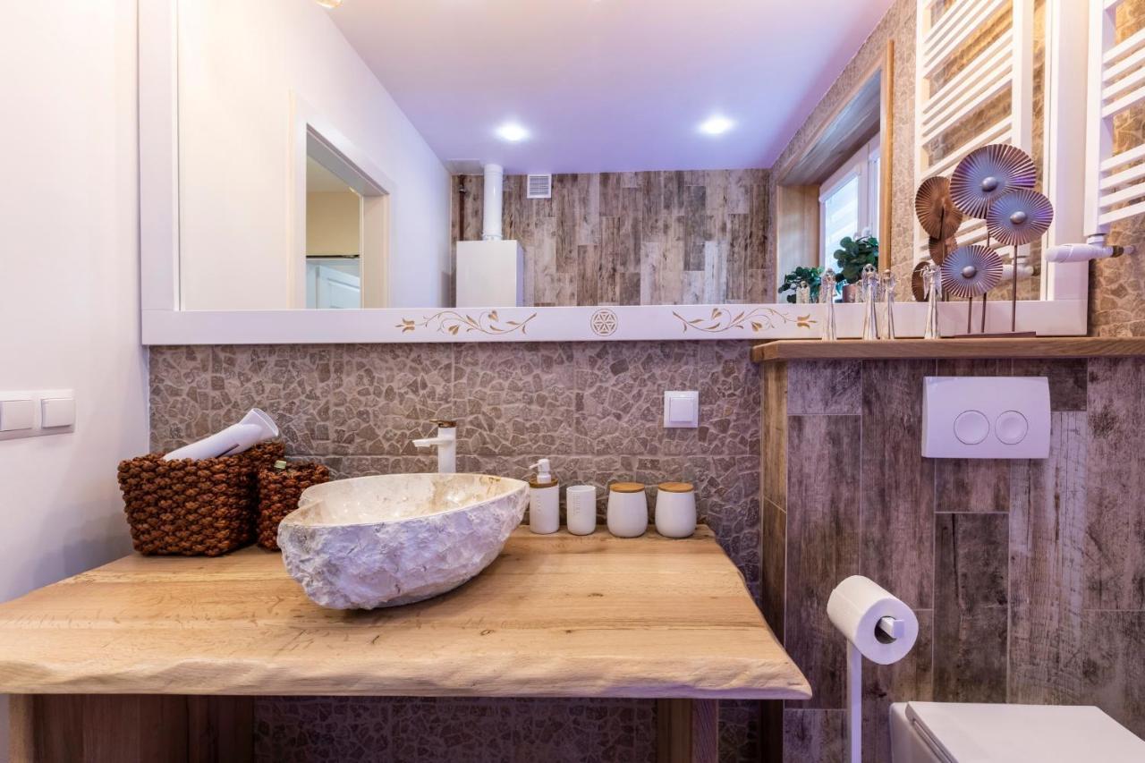 Bunia W Zakopanem Z Jacuzzi Appartement Buitenkant foto