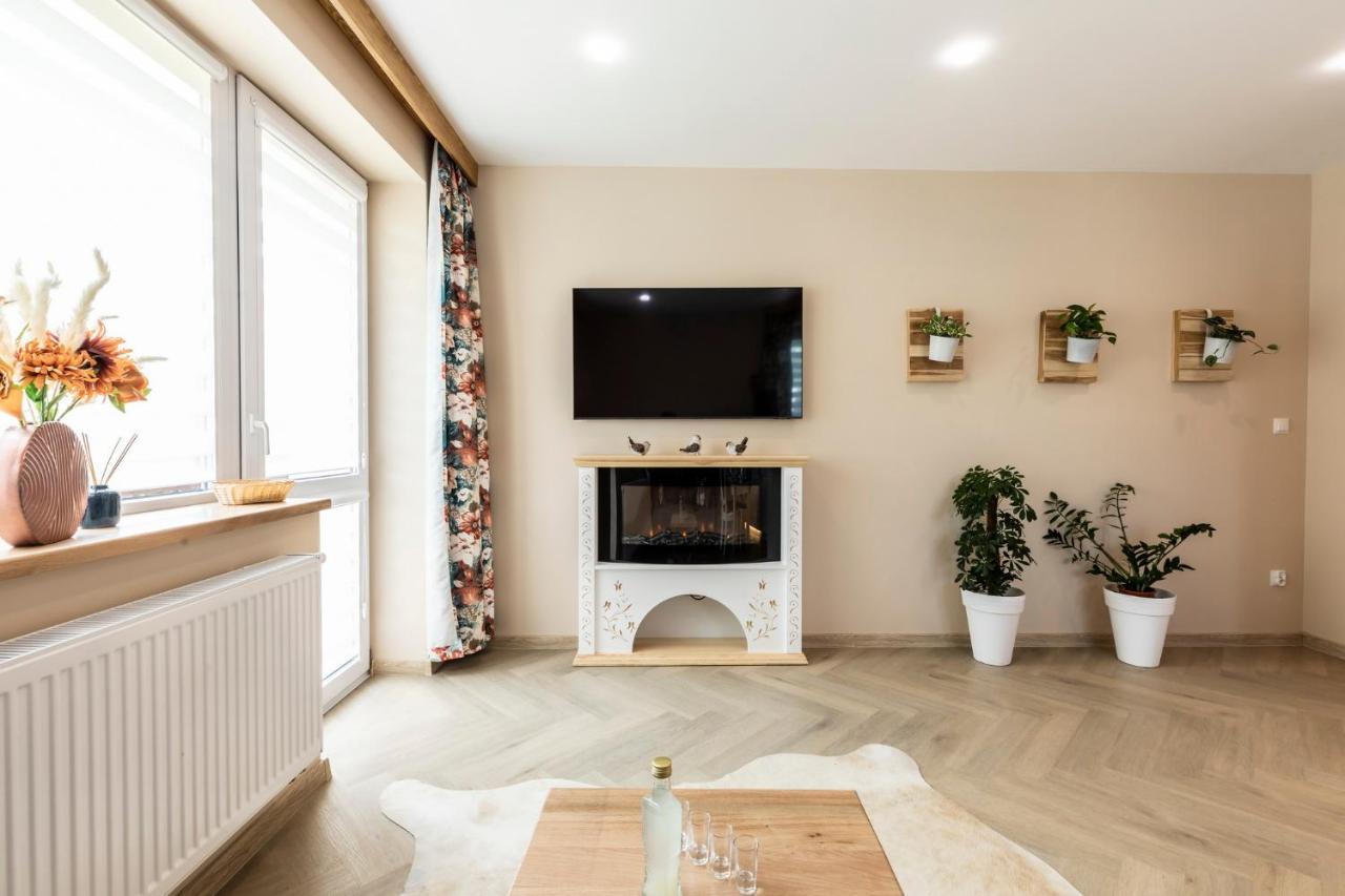 Bunia W Zakopanem Z Jacuzzi Appartement Buitenkant foto