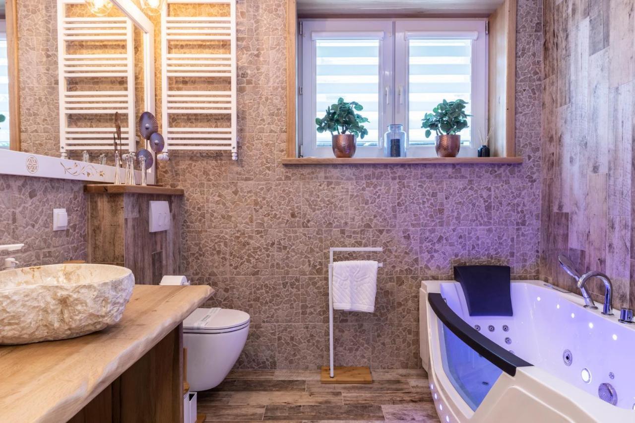 Bunia W Zakopanem Z Jacuzzi Appartement Buitenkant foto